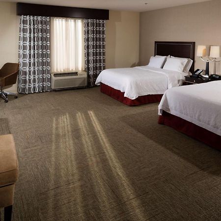 Hampton Inn & Suites Las Vegas South Екстер'єр фото