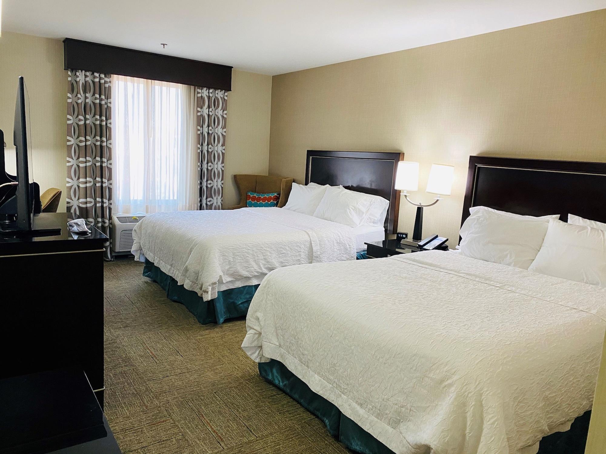 Hampton Inn & Suites Las Vegas South Екстер'єр фото