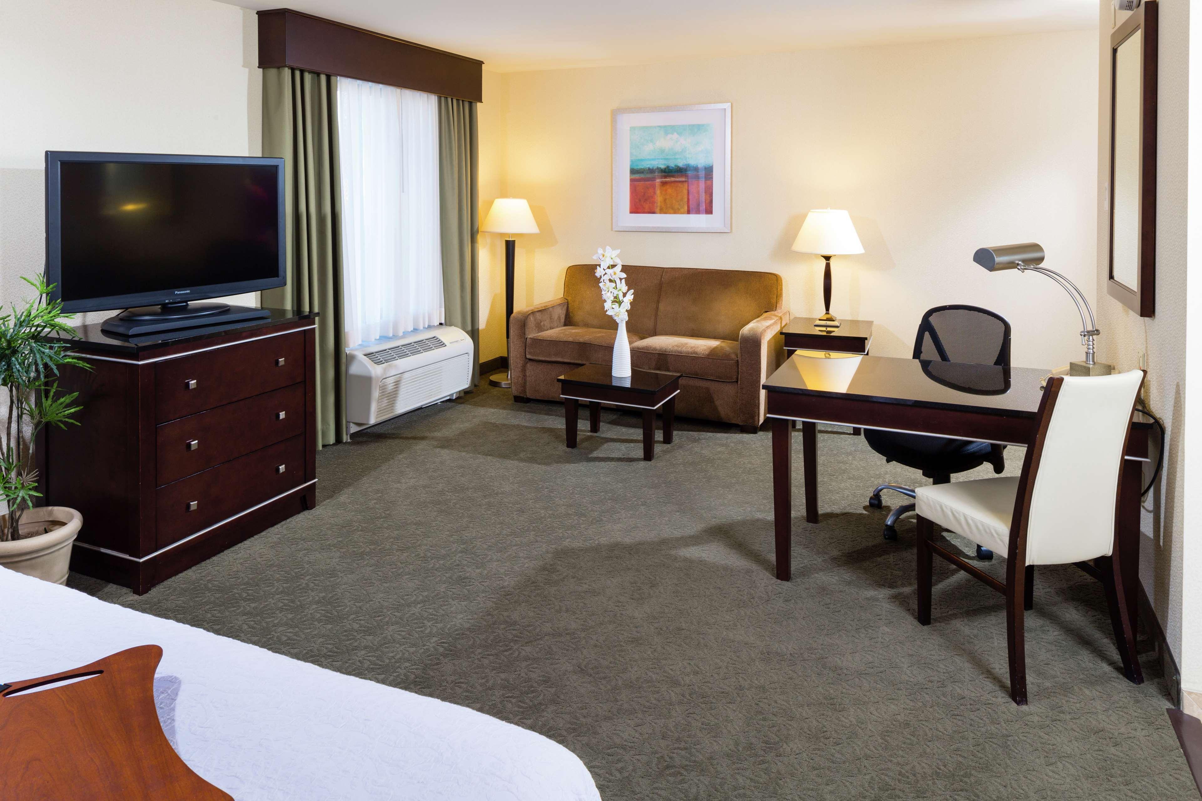 Hampton Inn & Suites Las Vegas South Екстер'єр фото