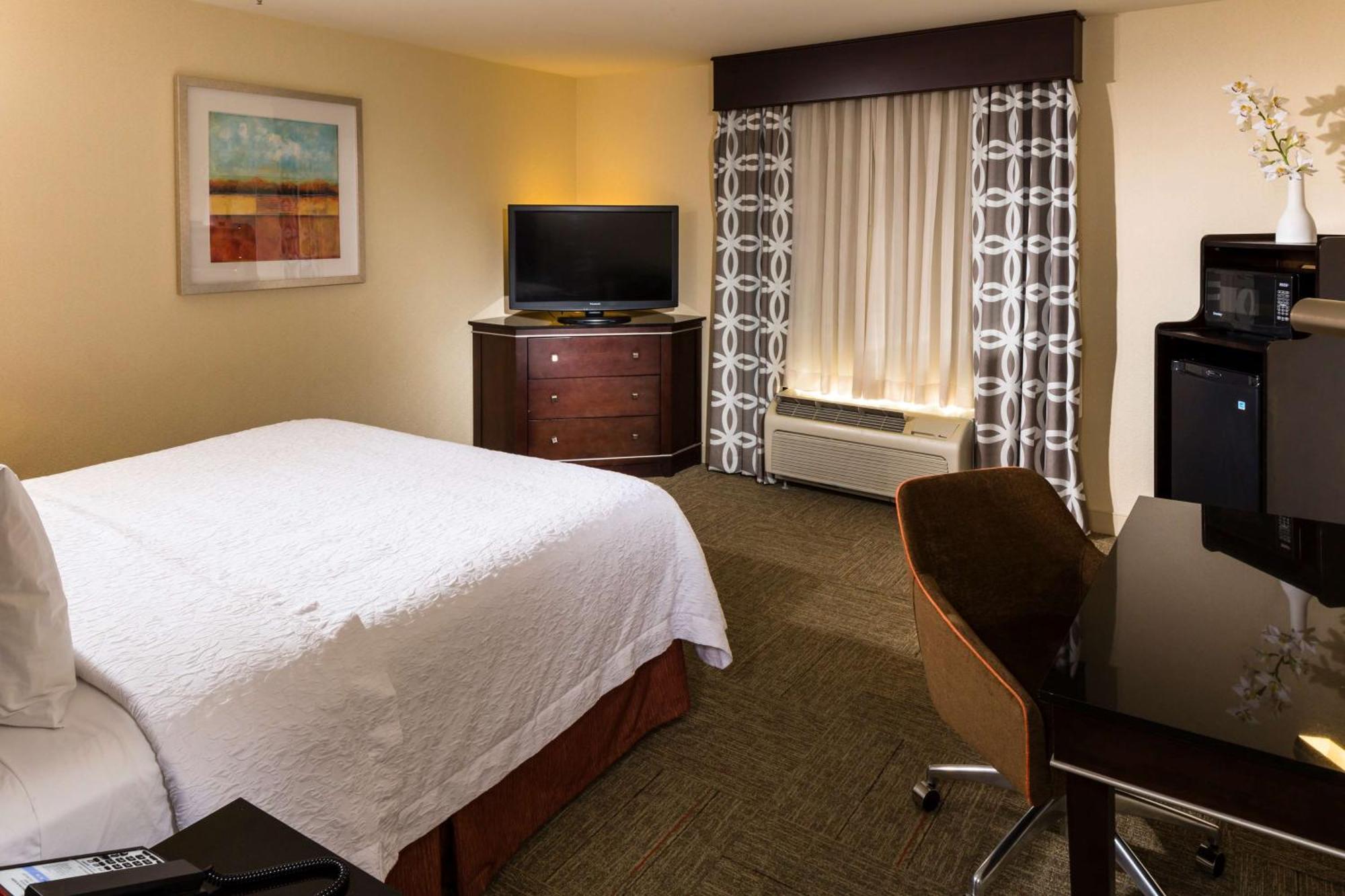 Hampton Inn & Suites Las Vegas South Екстер'єр фото