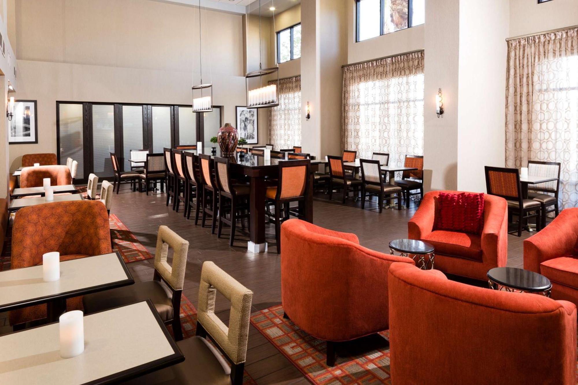 Hampton Inn & Suites Las Vegas South Екстер'єр фото