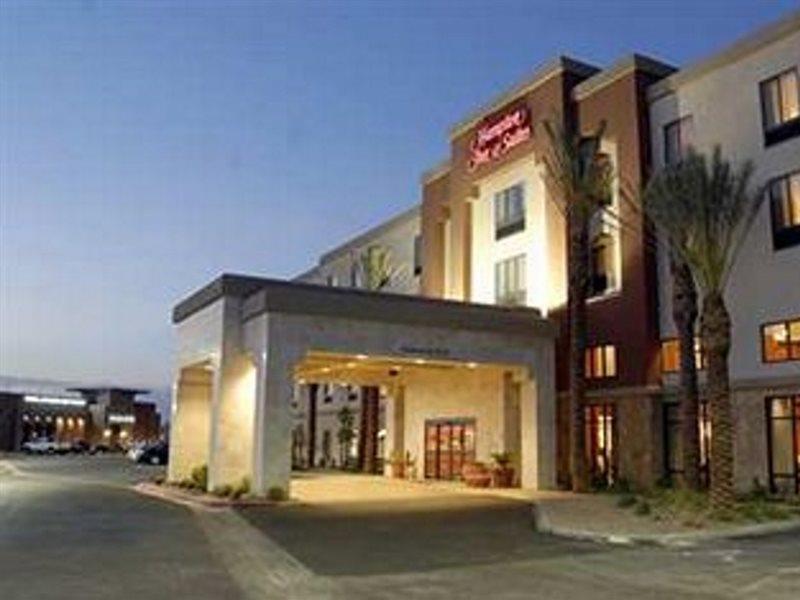 Hampton Inn & Suites Las Vegas South Екстер'єр фото