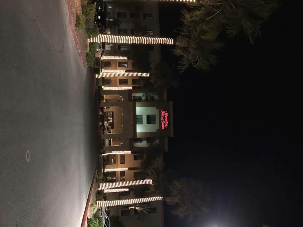 Hampton Inn & Suites Las Vegas South Екстер'єр фото